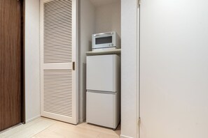 Chambre Standard avec lits jumeaux | Coffres-forts dans les chambres, fer et planche à repasser