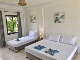 In-room safe, desk, blackout drapes, WiFi (free)