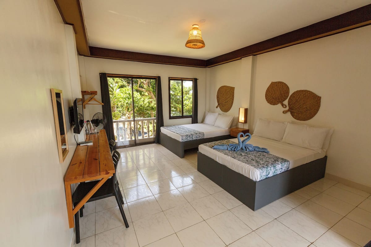 In-room safe, desk, blackout curtains, free WiFi