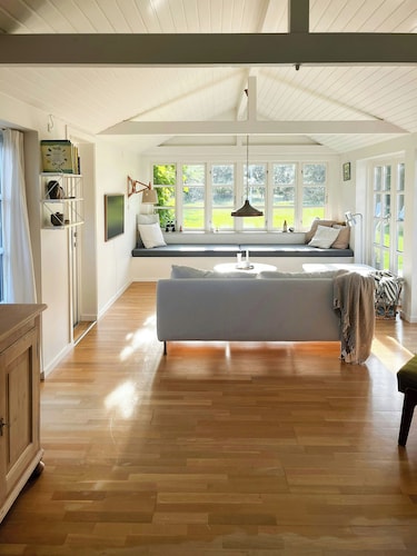 Bright summer house in first row by Avnø Fjord