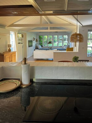 Interior - Bright summer house in first row by Avnø Fjord (Vordingborg)