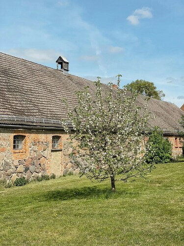 Historisches Gutshaus im Naturpark Stettiner Haff