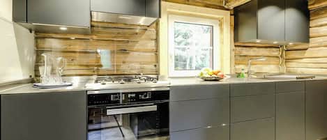 Coffee/tea maker, microwave, oven, dishwasher