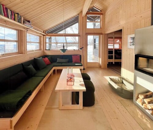 Architectural gem with views of Hallingskarvet