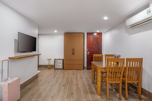 Appartamento, vista città | Ristoranti
