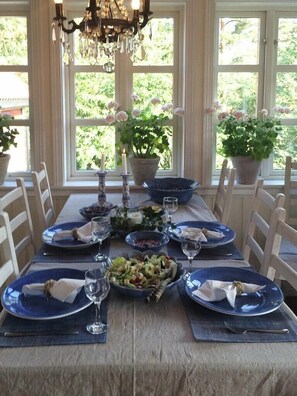 Dining - Beautiful cabin at Nes with fjord and beach (Tvedestrand)