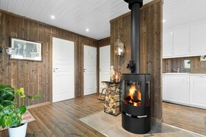 Unclassified image, 5 of 13, button - Peaceful cabin with view and jacuzzi at Blefjell (Kongsberg)