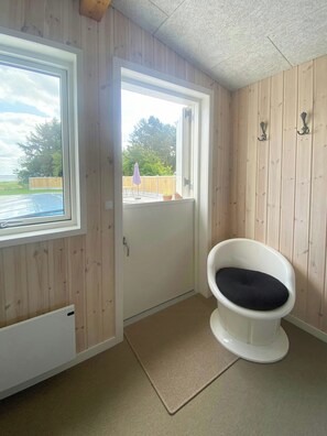 Interior - Holiday home with pool and fjord views on Lundø (Højslev)