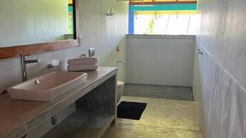 Shower, free toiletries, hair dryer, soap