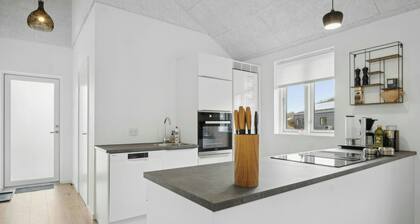 Family-friendly holiday home by Arrild
