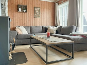 Fernseher, Kamin