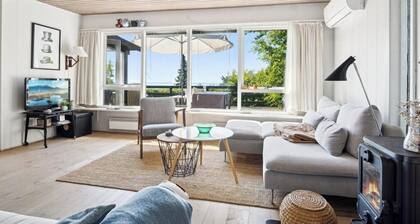 Holiday home with fjord views at Horsens Fjord