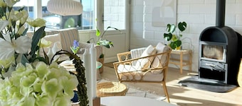 Beach hotel inspired holiday home by Limfjorden