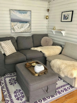 Fernseher, Kamin