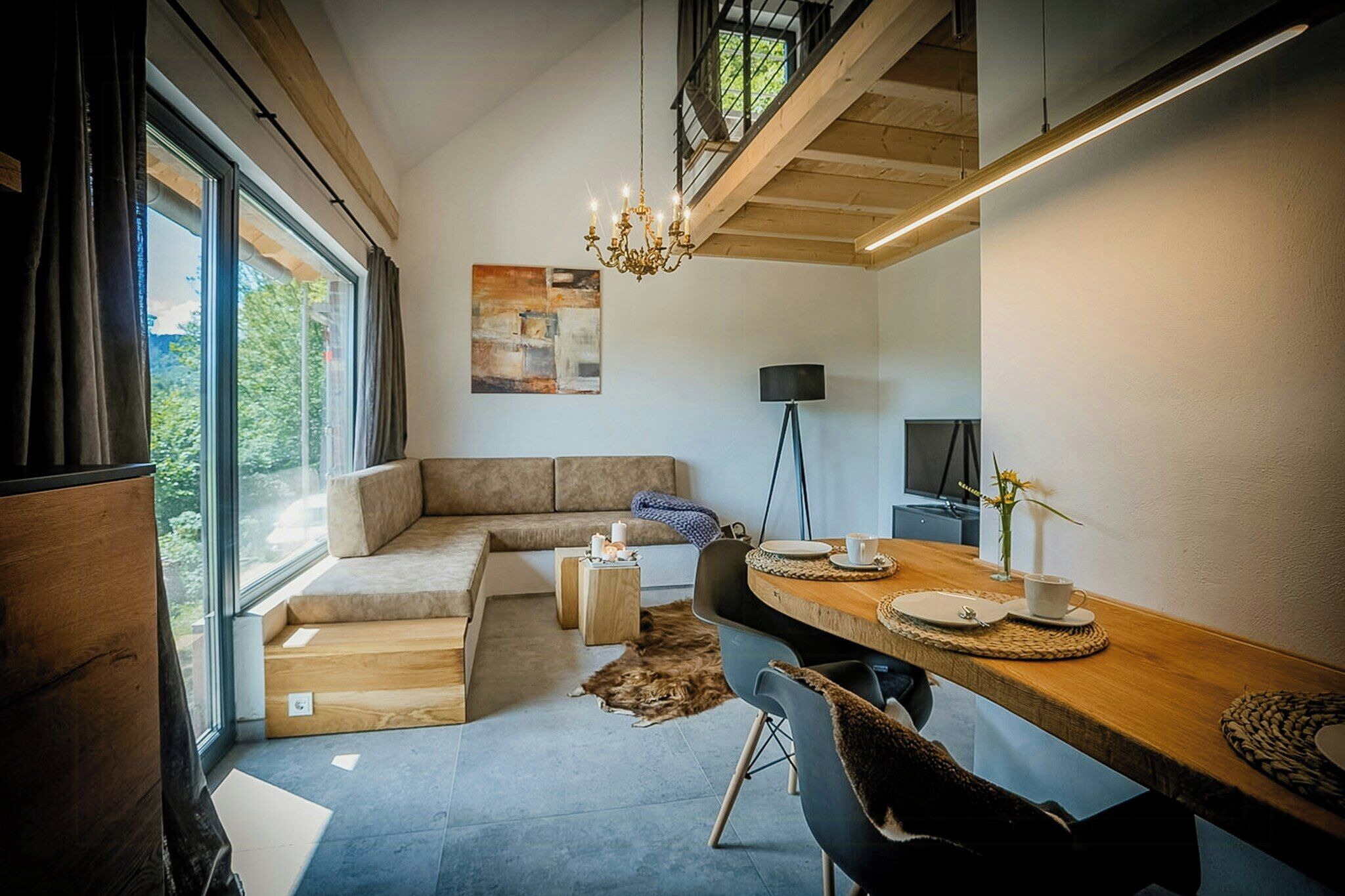Fernseher, Kamin