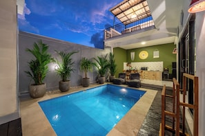 Outdoor pool - Bella Vita Villa (Kuta Utara)