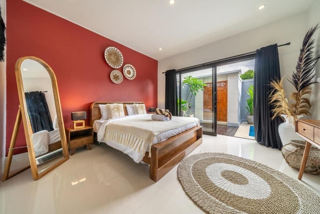 Egyptian cotton sheets, premium bedding, in-room safe