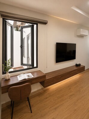 Quarto casal luxo, vista para a cidade | Vista do quarto