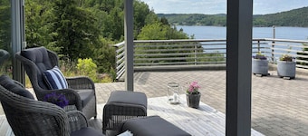 Chalet avec vue sur le fjord Sannesfjorden