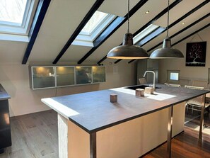 Dining - Elevated loft with valley views in Acqui Terme (Acqui Terme)