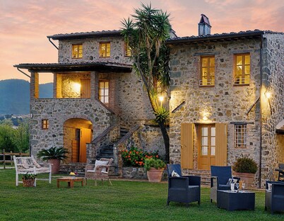 Large country house near Lucca with private pool