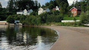 Unclassified image, 4 of 32, button - Sea views and forest tranquility at Rødtangen (Holmsbu)