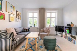 TV - Historic row house in Humleby near Frederiksberg (København)