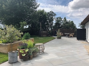 Outdoor dining - Aesthetic rural idyll in East Funen (Nyborg)