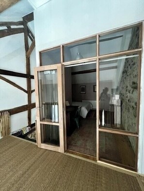 4 Schlafzimmer, Schreibtisch, kostenloses WLAN