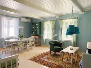 Dining - Former vicarage on Nyord close to the sea (Stege)
