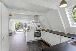 Oven, dishwasher, coffee/tea maker