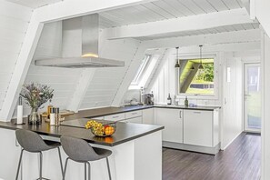 Oven, dishwasher, coffee/tea maker