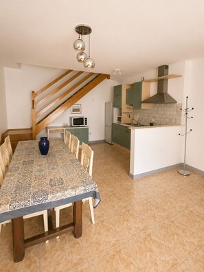 Dining - House near Benoît beach and La Baule harbour (La Baule-Escoublac)