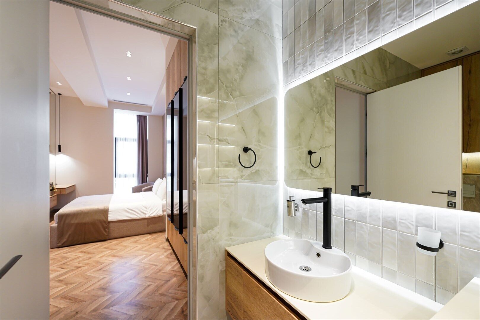 Appartement, 2 slaapkamers | Badkamer | Een haardroger, pantoffels, een bidet, handdoeken