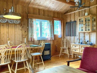 Simple mountain cabin near Vinstra