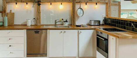 Oven, dishwasher, coffee/tea maker