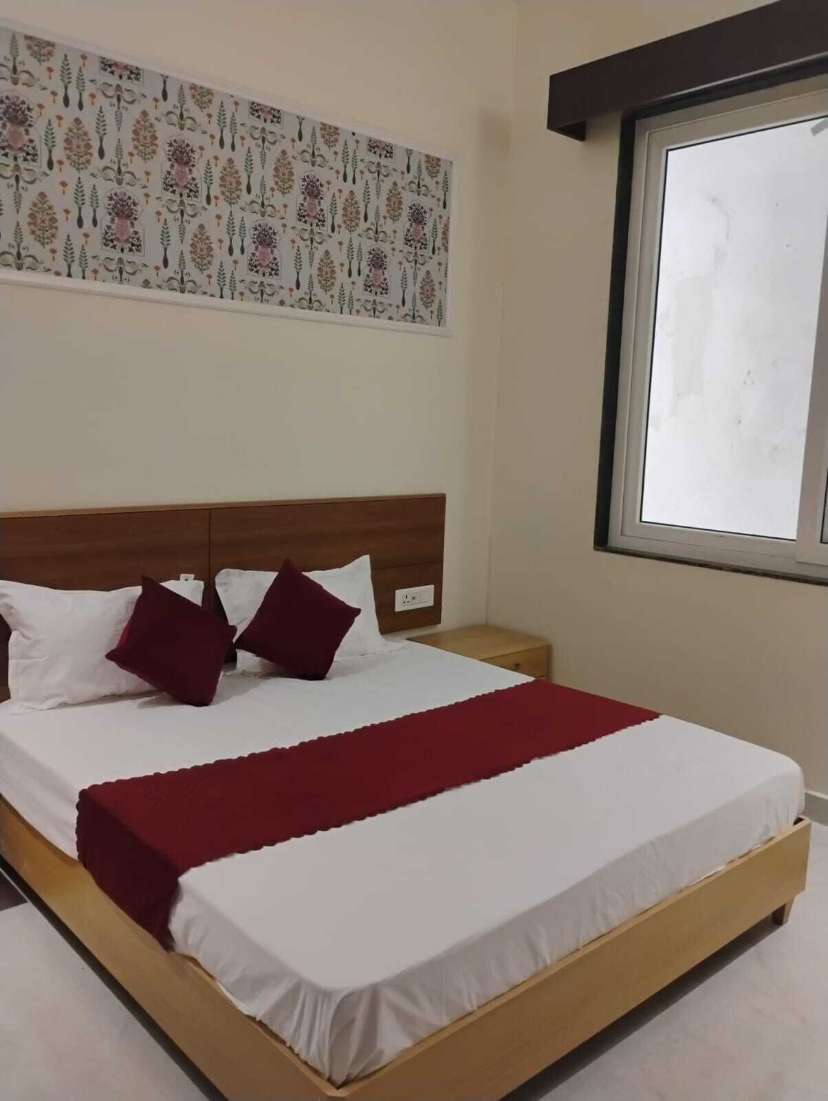 Deluxe Double Room | Free WiFi