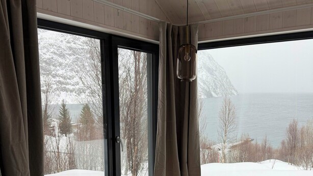 2 bedrooms, desk, WiFi (free)