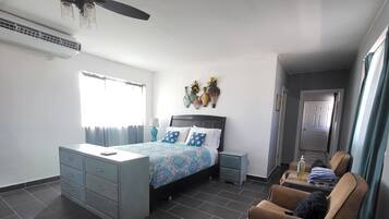 2 bedrooms, desk, iron/ironing board, free WiFi