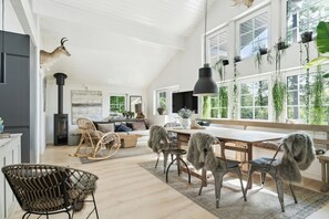 TV, fireplace - Step through the gate and feel peace in the woods (Silkeborg)