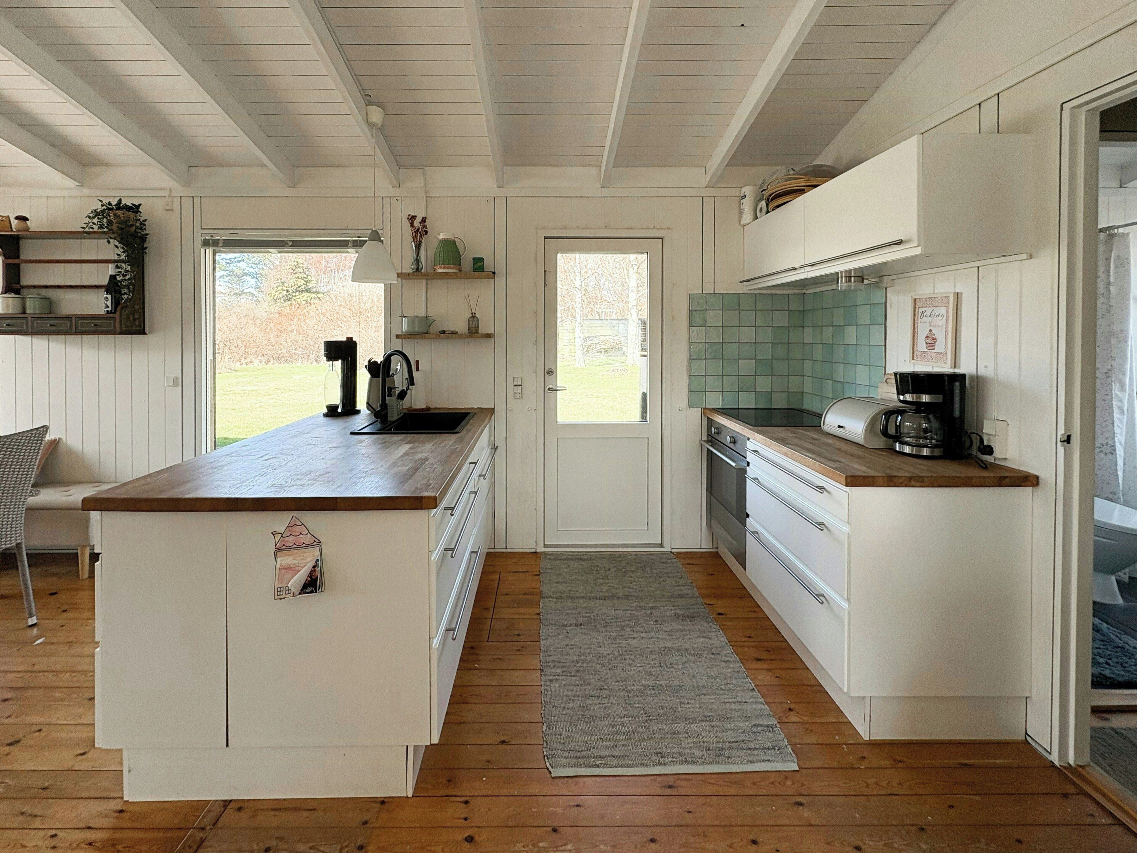 Microwave, oven, coffee/tea maker