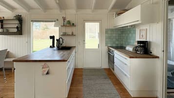 Microwave, oven, coffee/tea maker