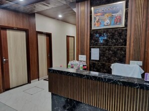 Lobby - Hotel Royal Star (Amritsar)