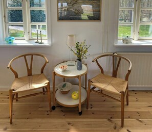 Dining - Half-timbered house by Rudkøbing beach (Rudkøbing)
