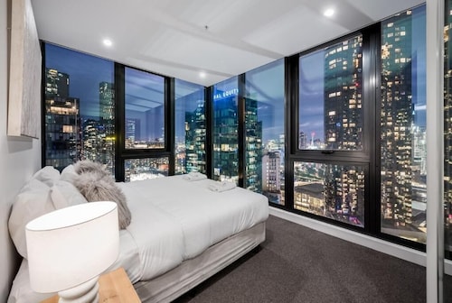 Exclusive Stays - Southbank Grand
