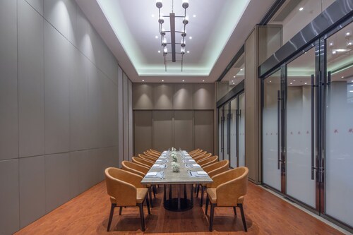 Taizhou Qilong Hotel