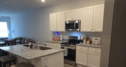 Superb 3-bedroom townhome with AC in Myrtle Beach