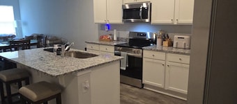 Superb 3-bedroom townhome with AC in Myrtle Beach