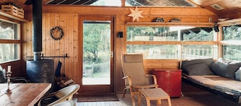 Casa de madera diseñada por un arquitecto con vistas panorámicas