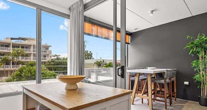 Executive 1 Bed Beachside Getaway - 2nd Floor